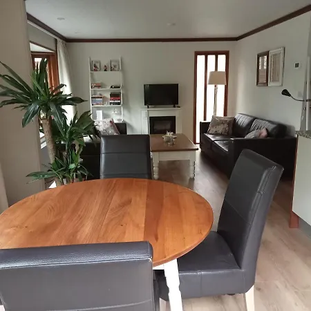 Chalet Roodborstje 4 Persoonschalet Putten