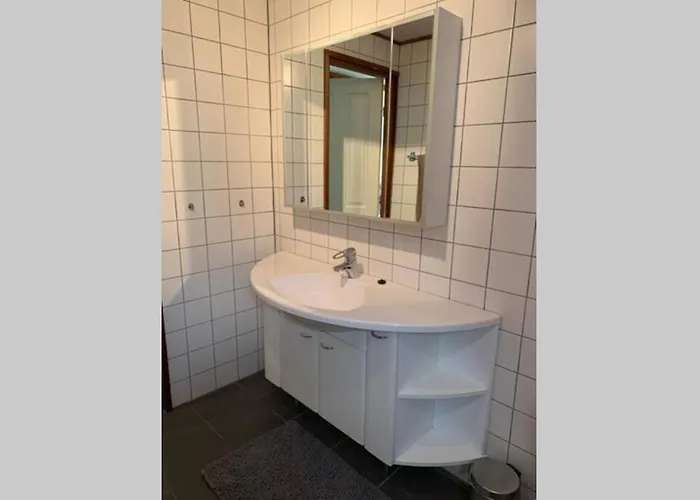 Roodborstje 4 Persoonschalet * بوتِنْ