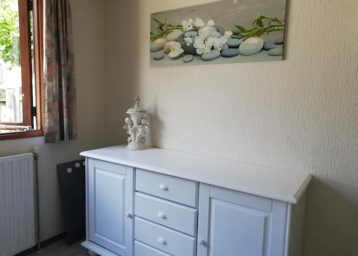 Шале Roodborstje 4 Persoonschalet Пюттен